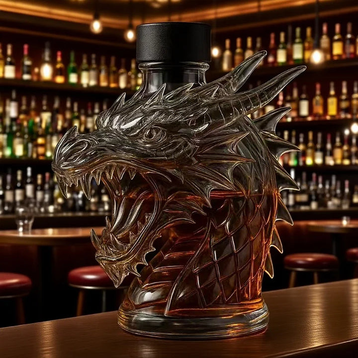 Karafka do whisky w kształcie głowy smoka