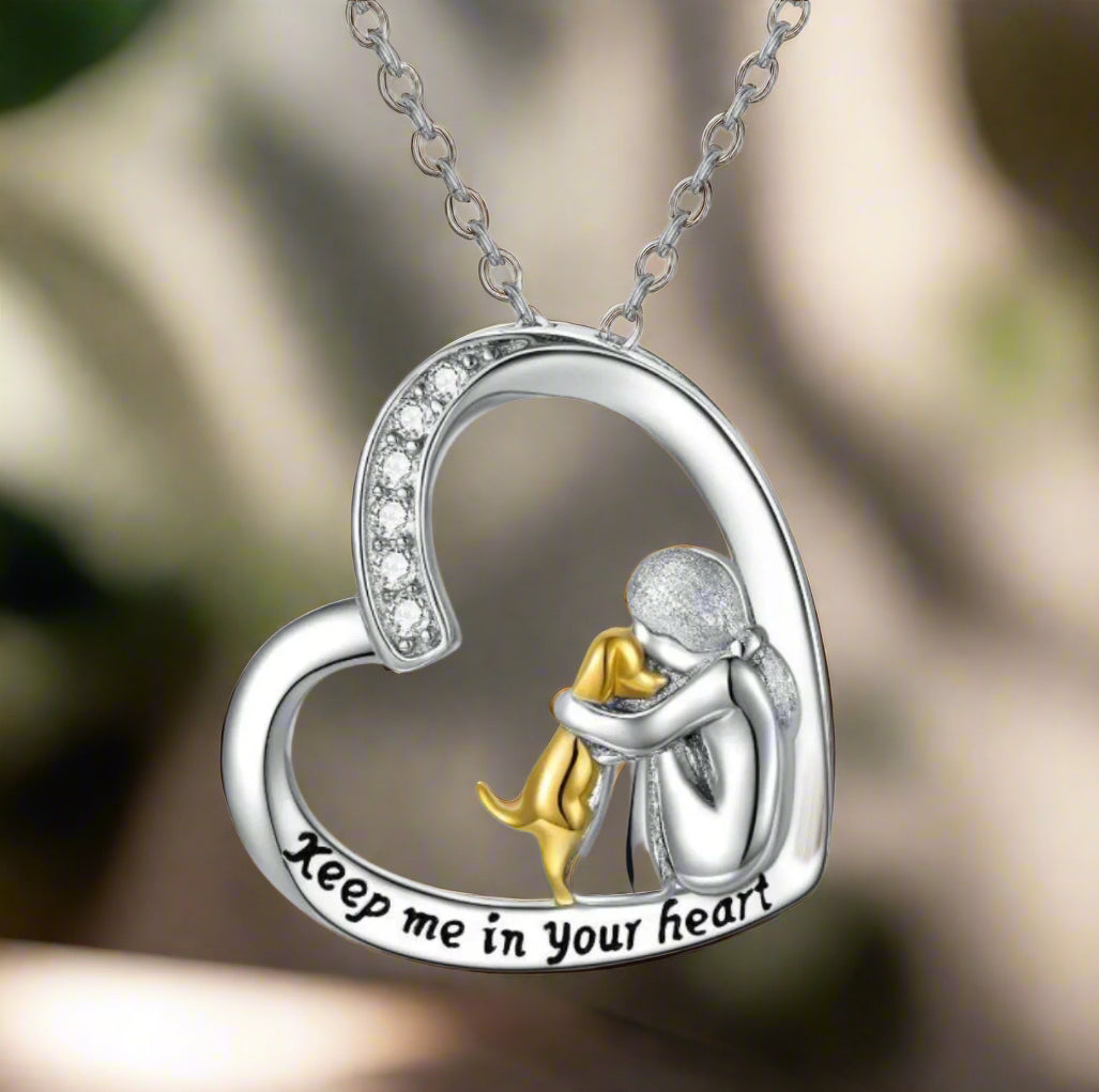 Srebrny naszyjnik z sercem, motywem psa i cyrkoniami